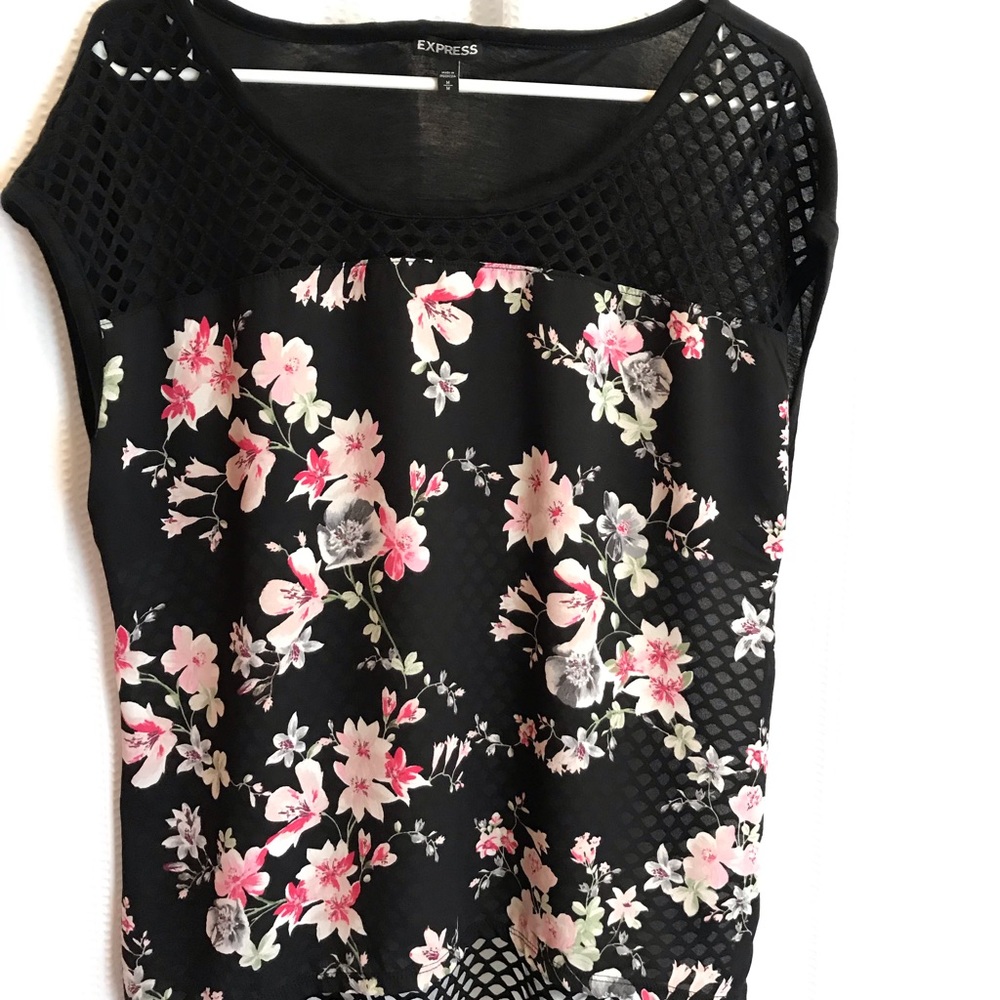 Express Top Size Medium